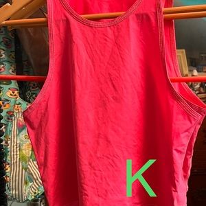 Teeki yoga top- HOT PINk